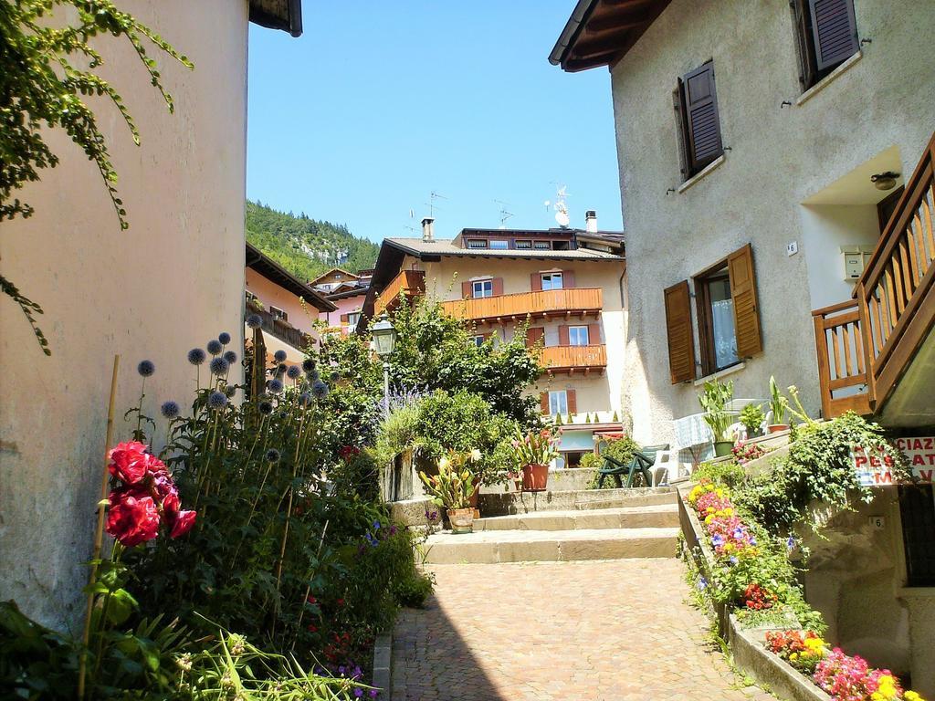 Appartamento Zeni - Dolomiti Di Brenta Molveno Habitación foto