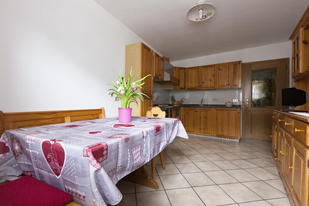 Appartamento Zeni - Dolomiti Di Brenta Molveno Habitación foto